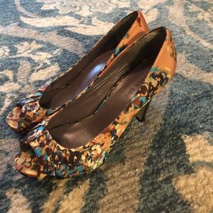 Hip floral heels